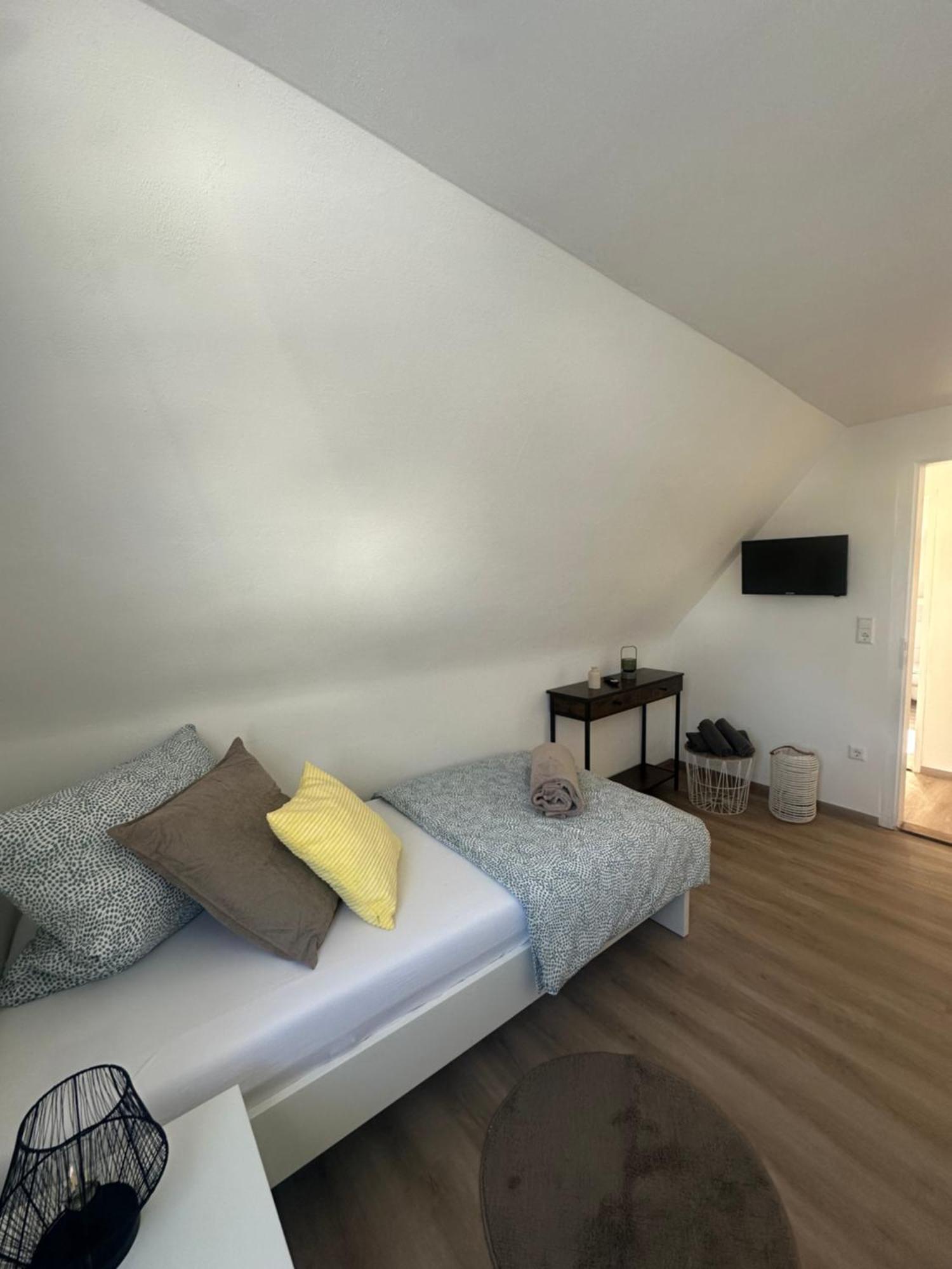Neckarnest Ferienwohnung Neckarwestheim Buitenkant foto