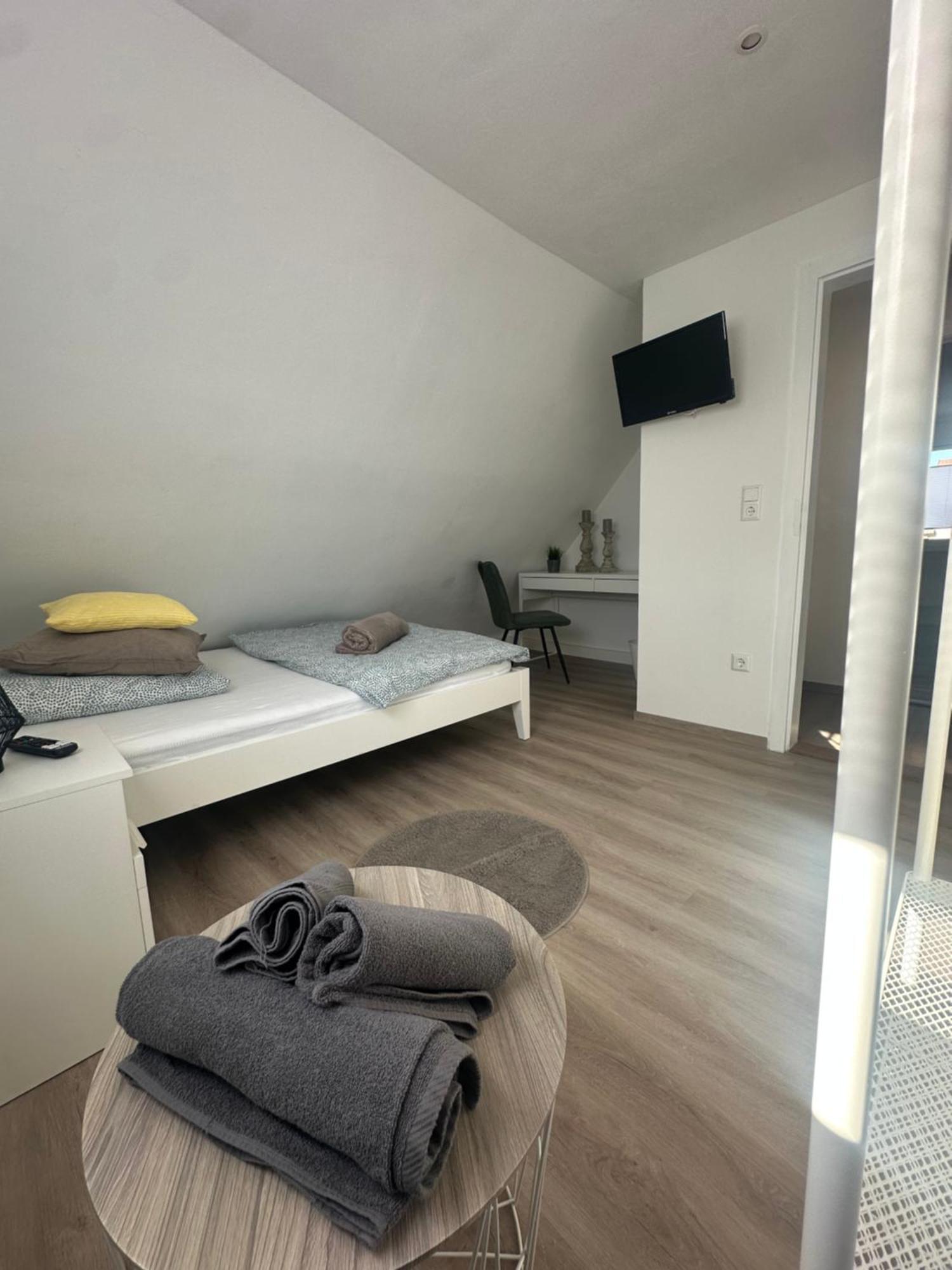 Neckarnest Ferienwohnung Neckarwestheim Buitenkant foto